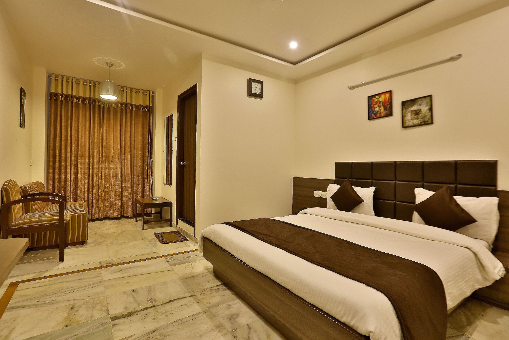 Executive Room