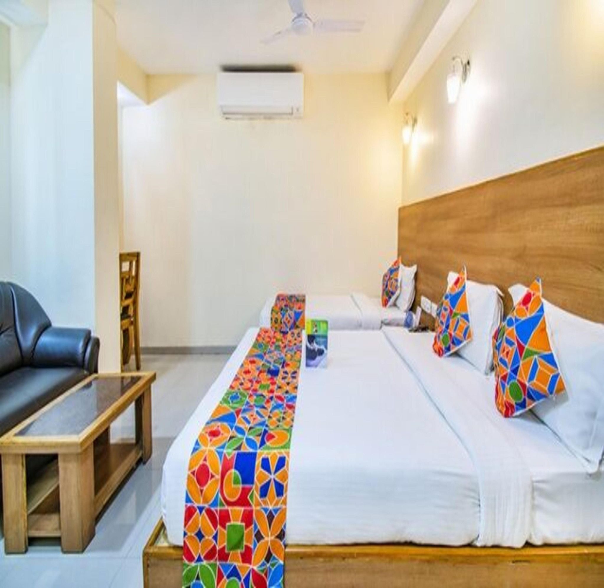 undefined FabHotel Jansi Deluxe 9