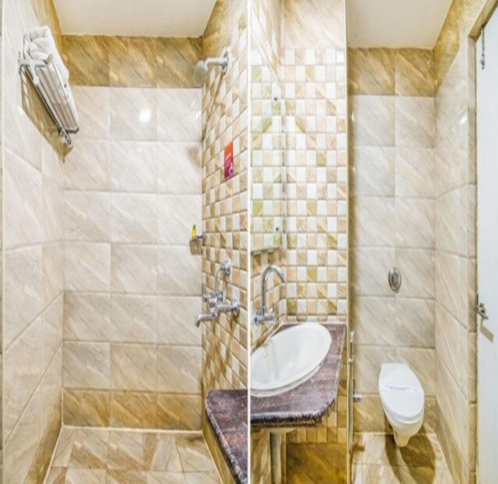 FabHotel Jansi Deluxe Deluxe Double Room 4