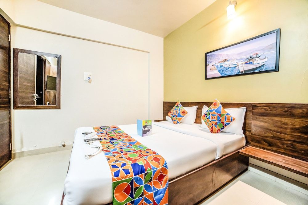 FabHotel Icon Bliss Kharadi Deluxe Double Room, 1 Double Bed, Non Smoking 6