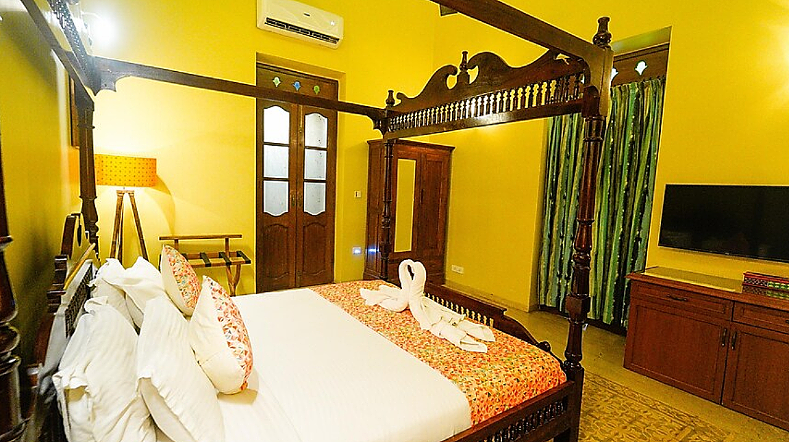 Surya Kiran Heritage Hotel Campal-Standard 4