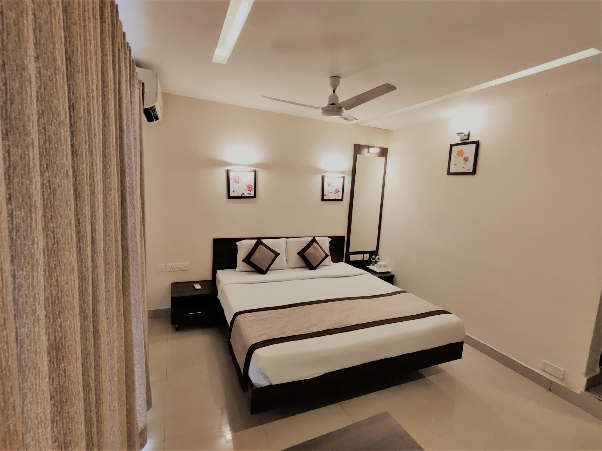 Deluxe Room with Balcony