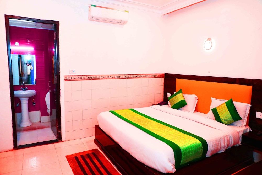 Hotel Kumar Palace Deluxe Double Room 11