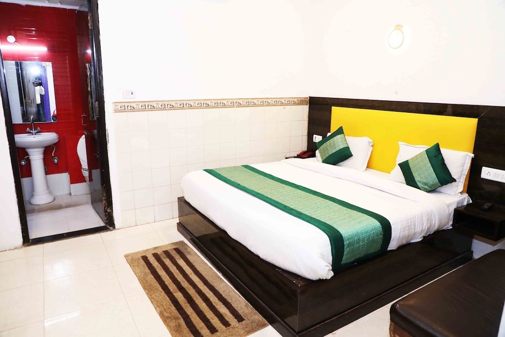 Hotel Kumar Palace Deluxe Double Room 13