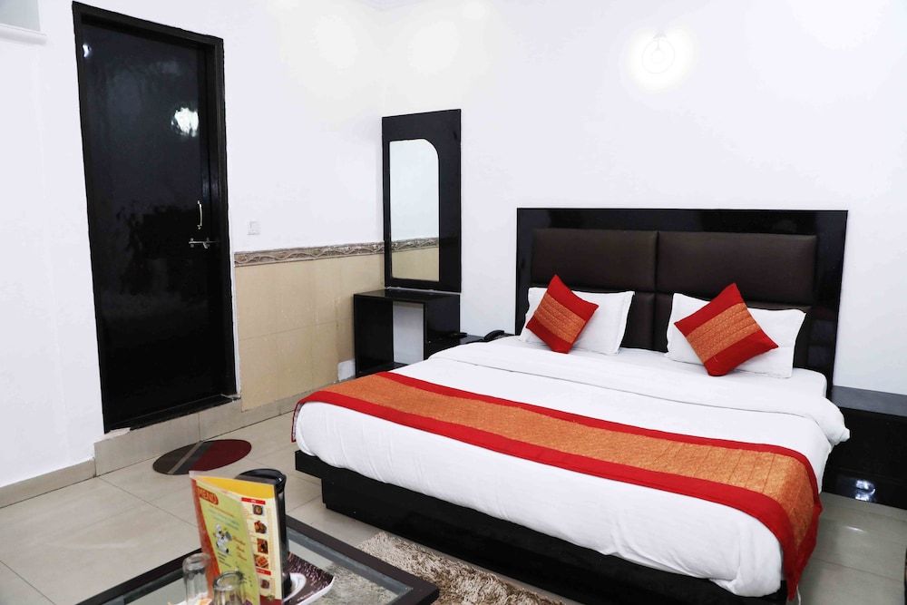 Hotel Kumar Palace Deluxe Double Room 16