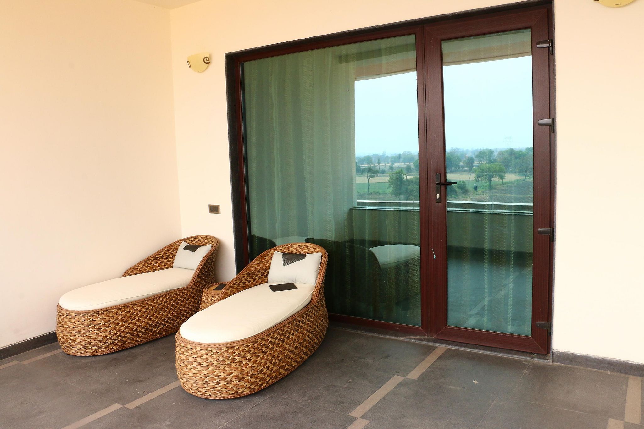 Crescent Spa And Resorts Deluxe Room 5