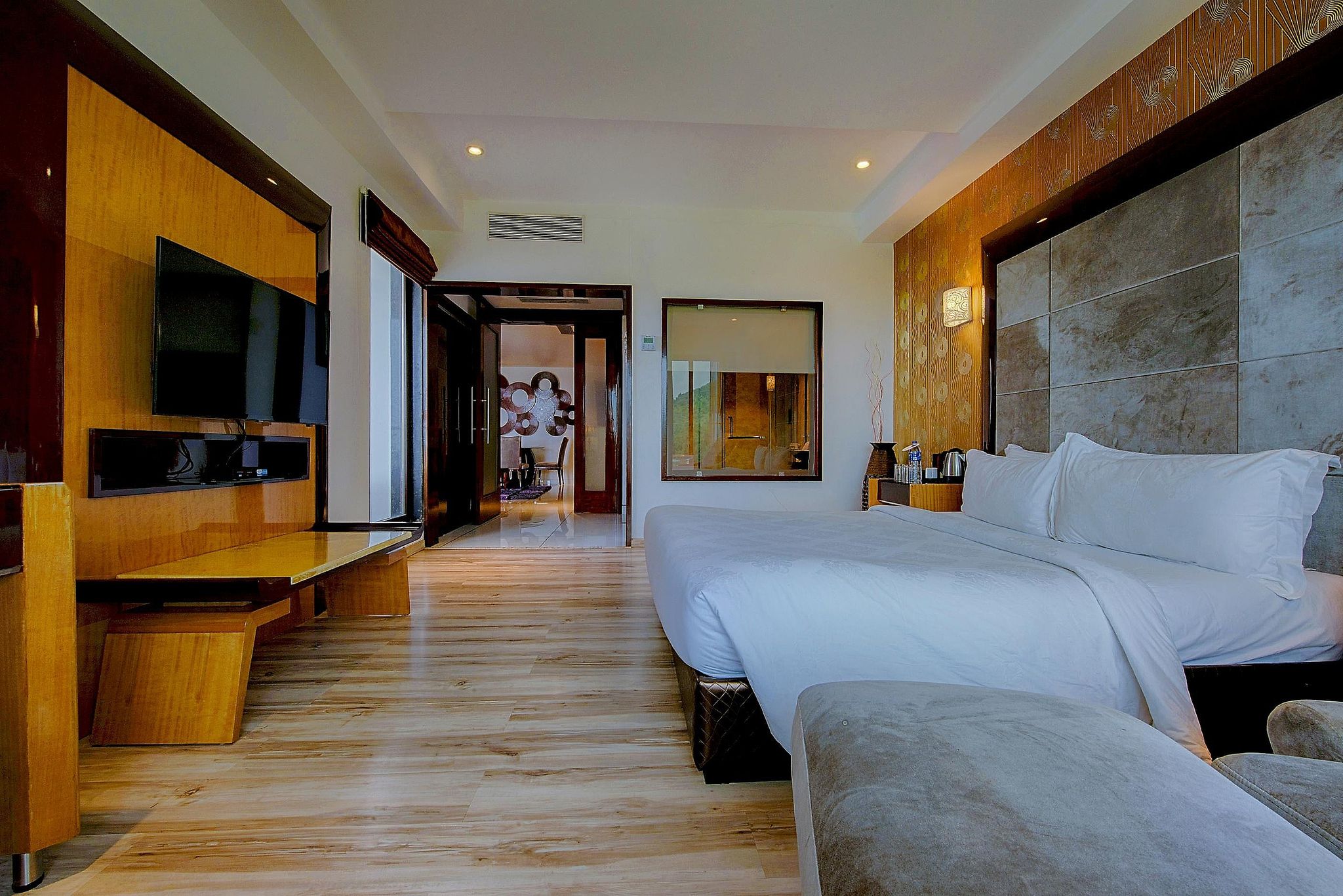 Crescent Spa And Resorts Deluxe Room 3