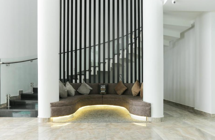 undefined Crown Suites 3