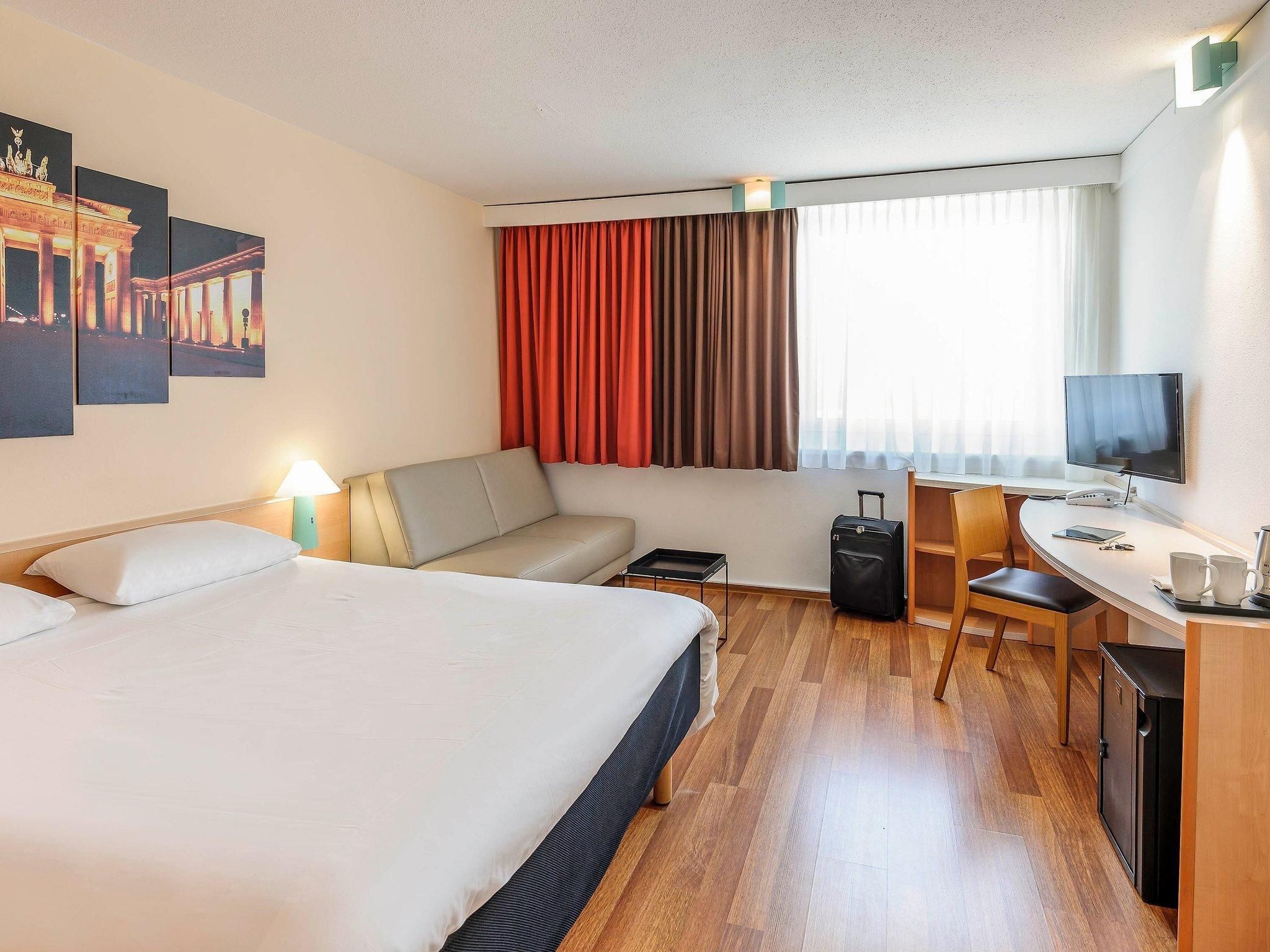 undefined Ibis Berlin Messe 4