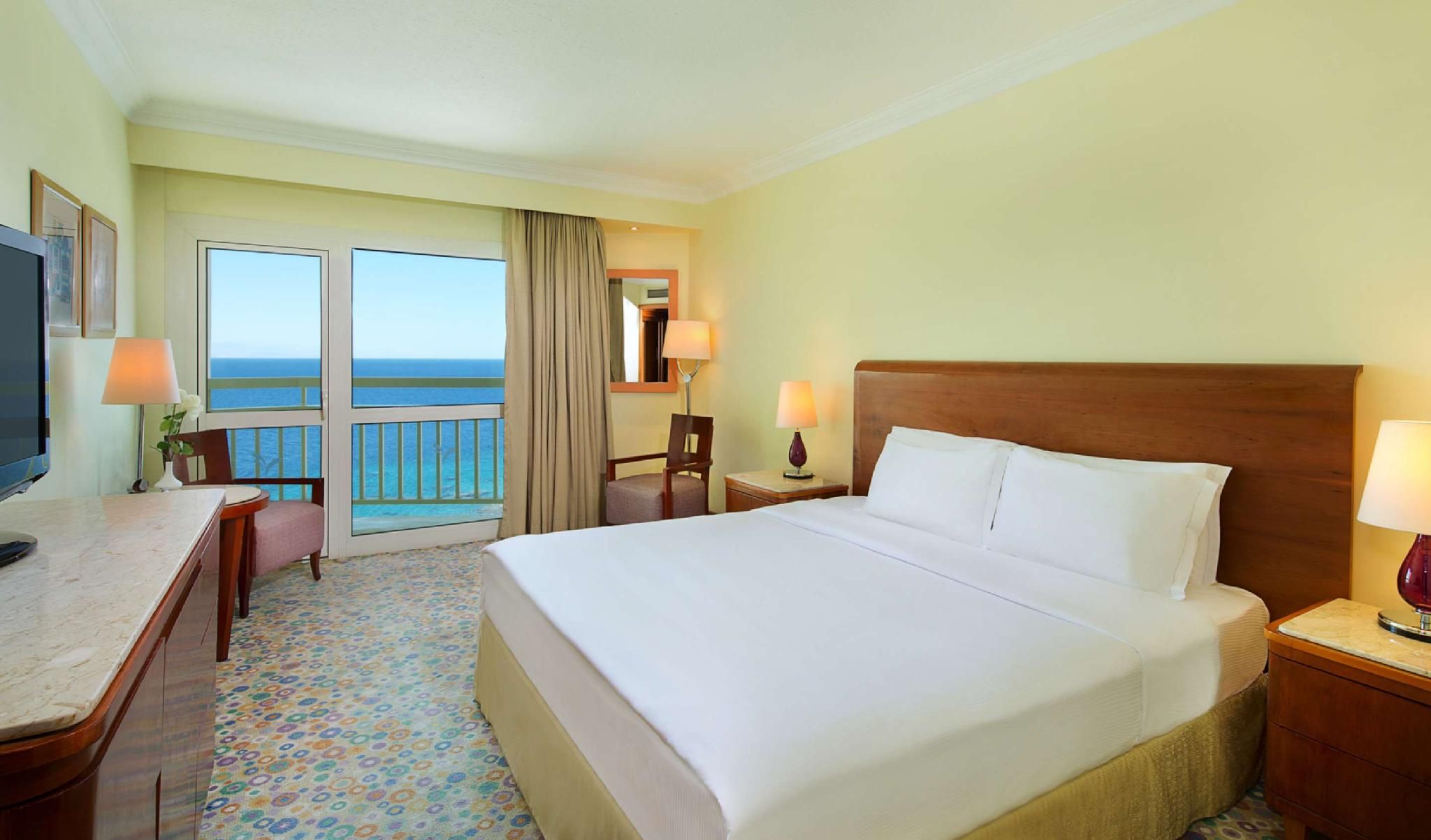 King Deluxe Sunset View Suite