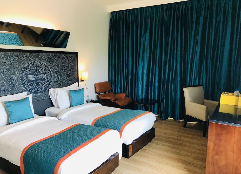 Golden Tulip City Centre Gurgaon Superior Room, 2 Twin Beds