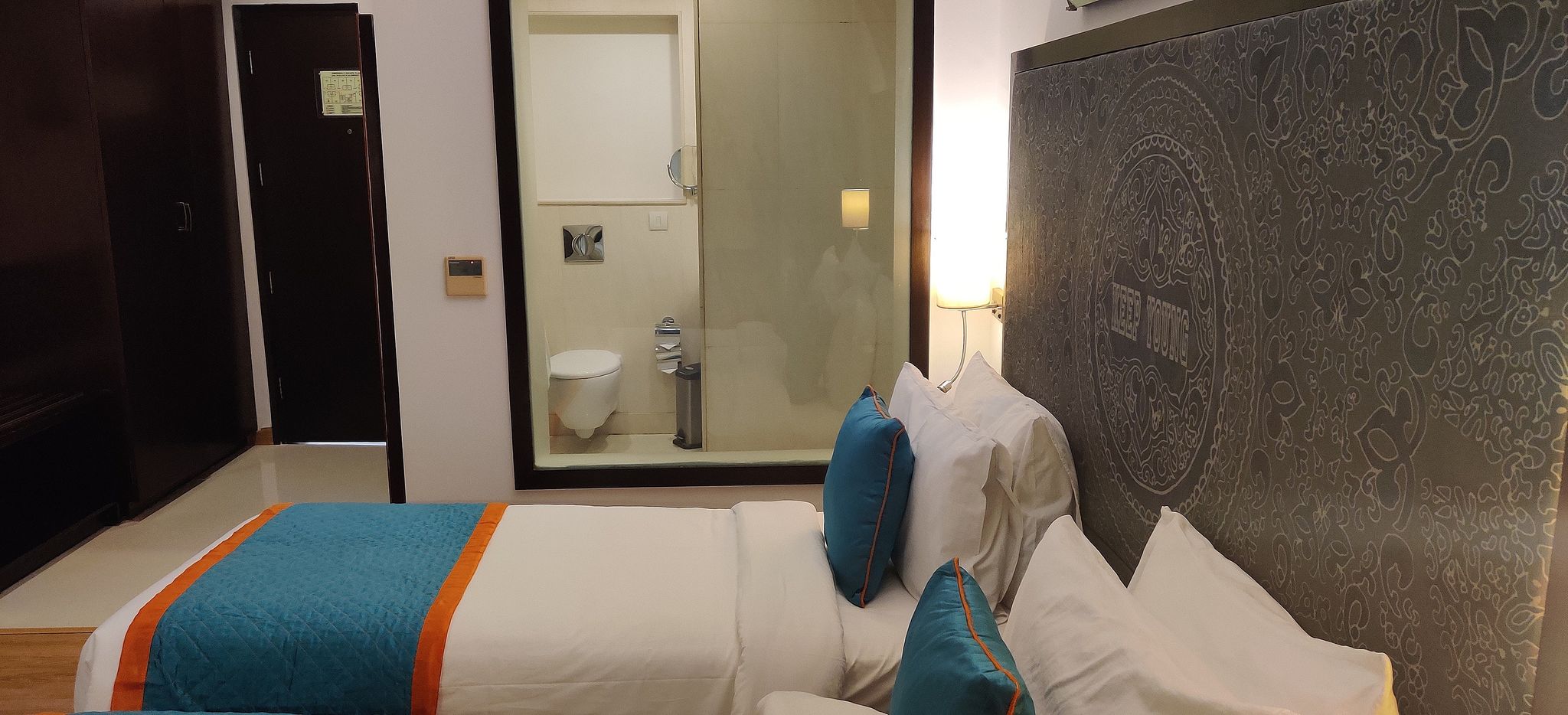 Golden Tulip City Centre Gurgaon Deluxe Room 19