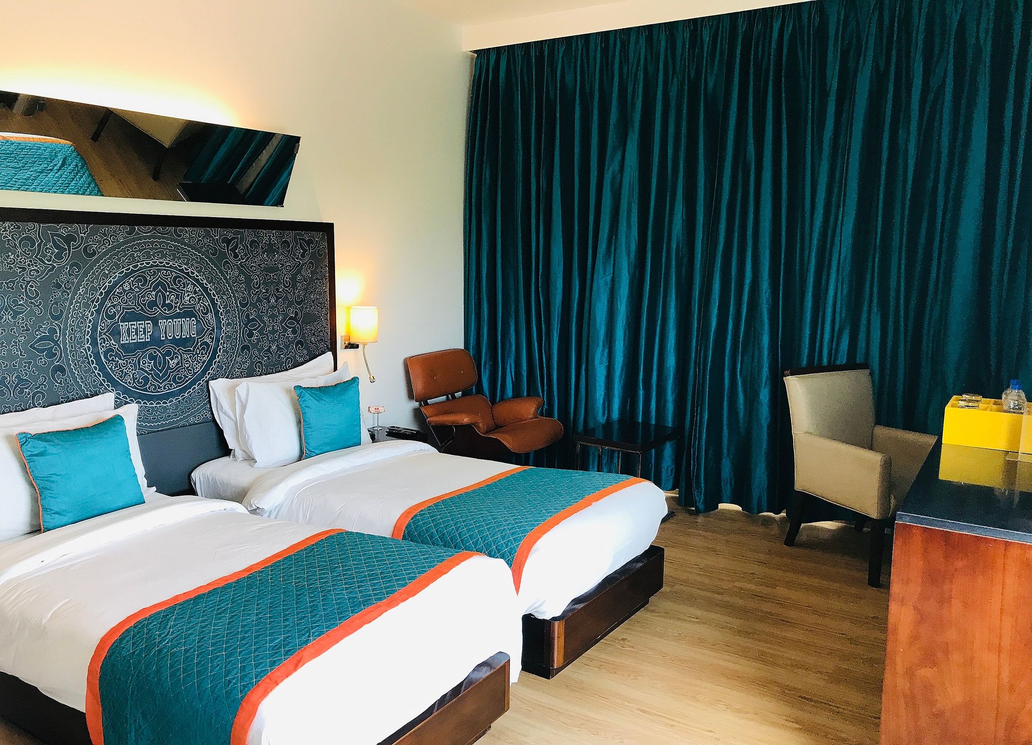 Golden Tulip City Centre Gurgaon Deluxe Room 7