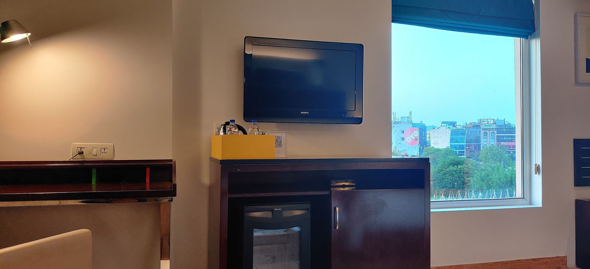 Golden Tulip City Centre Gurgaon Deluxe Room 18