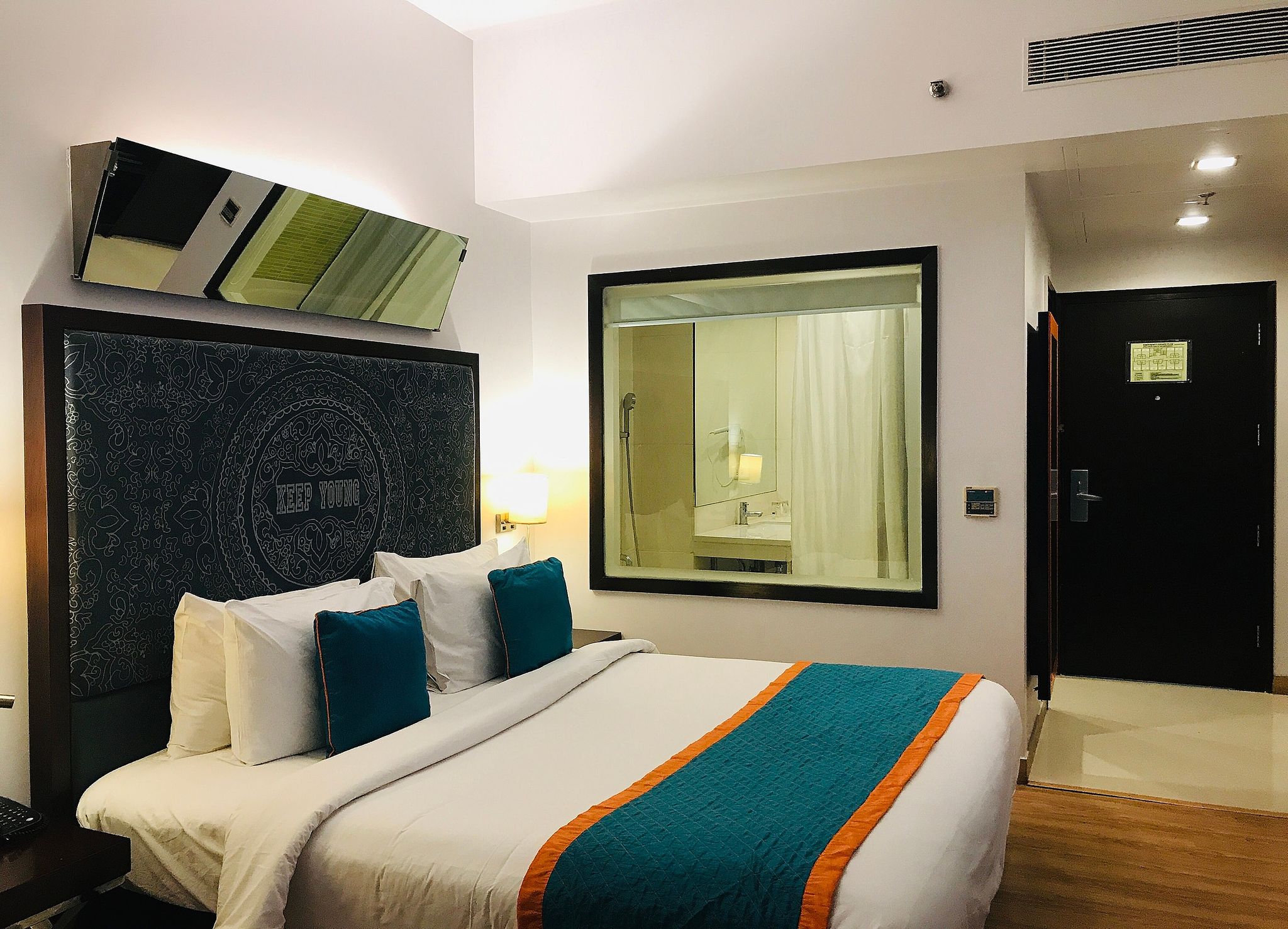 Golden Tulip City Centre Gurgaon Deluxe Room 13
