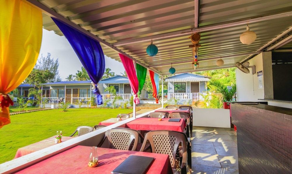 undefined Treebo Lands End Beach Resort Morjim 5