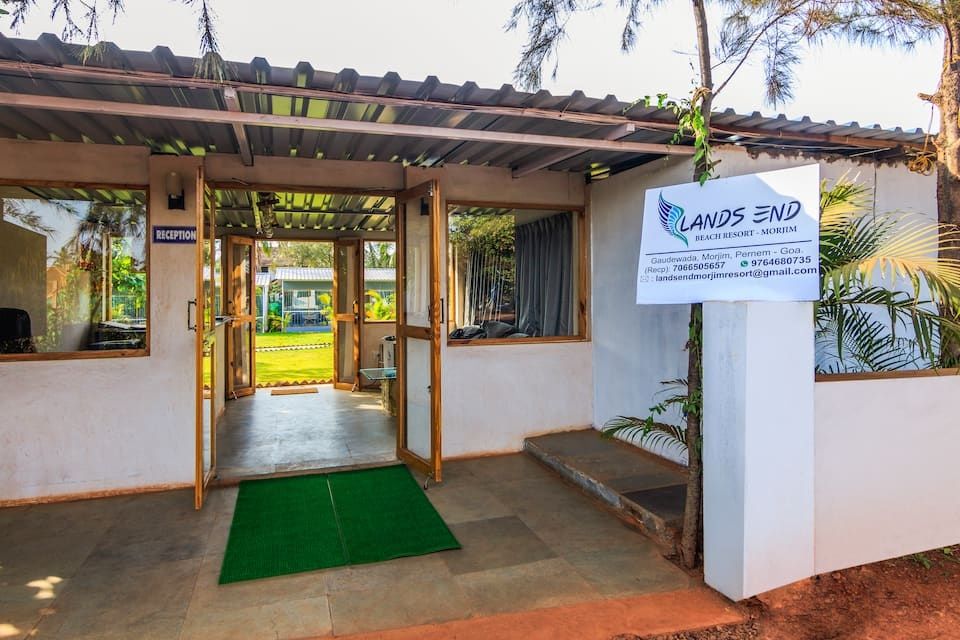 undefined Treebo Lands End Beach Resort Morjim 8