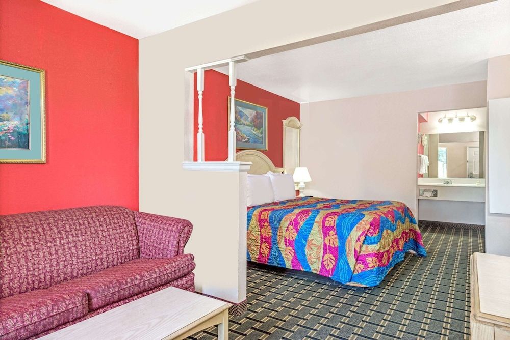 Studio Suite, 1 King Bed, Non Smoking