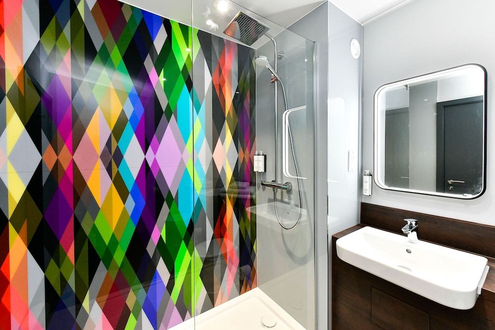 undefined Village Hotel Cardiff 5