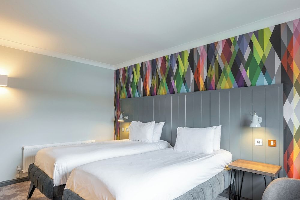 Village Hotel Cardiff Twin Room, 2 Twin Beds