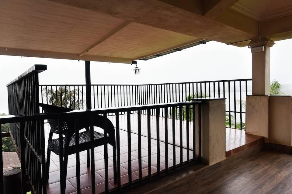 Grand Seaview Room