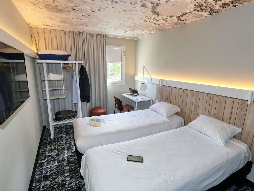 Standard Room, 2 Twin Beds