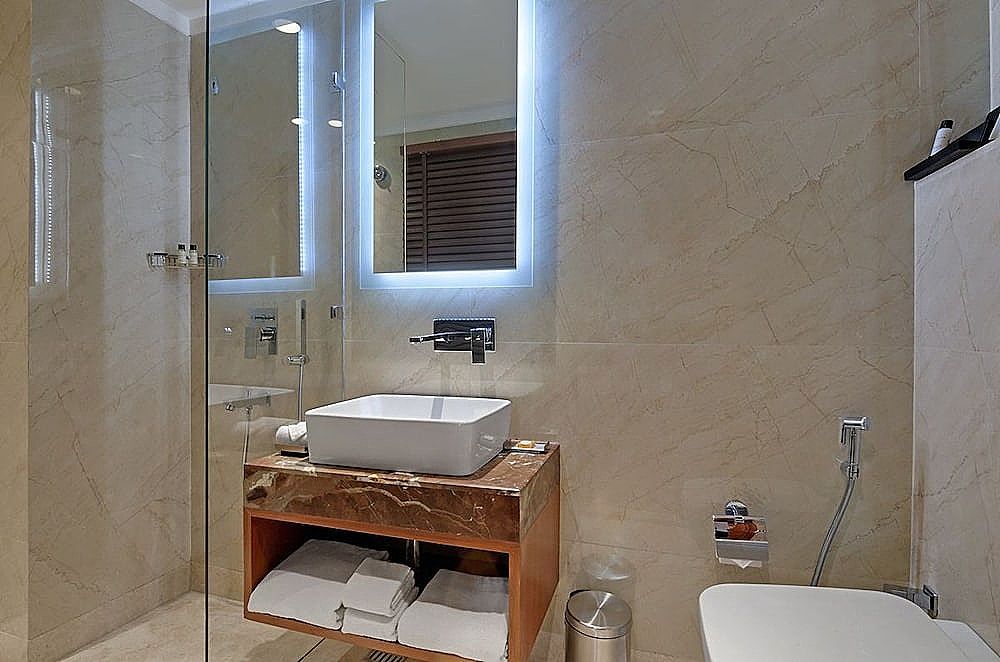 Beacon Hotel Nirman Vihar New Delhi Executive Room 6