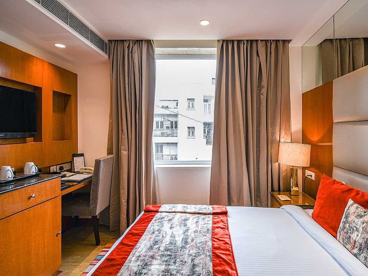 Beacon Hotel Nirman Vihar New Delhi Executive Room 4