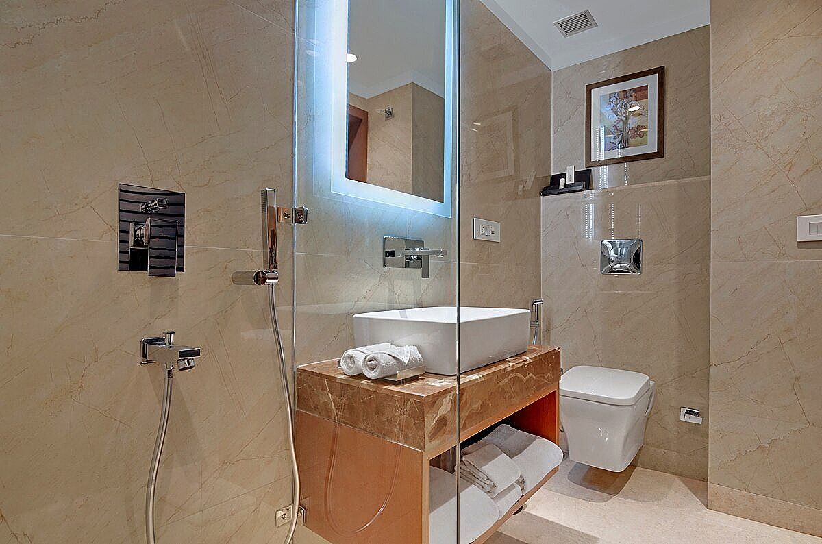 Beacon Hotel Nirman Vihar New Delhi Executive Room 5