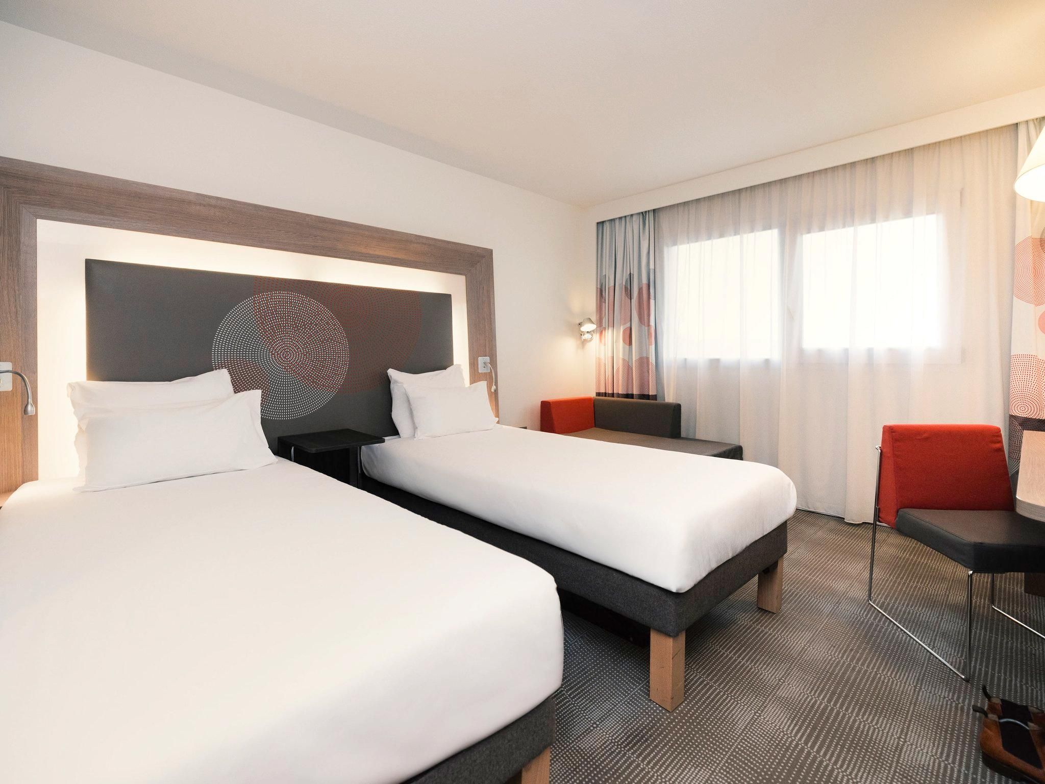 Standard room - 2 single beds