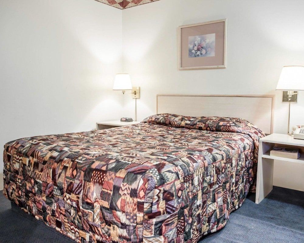 Rodeway Inn & Suites Spokane Valley