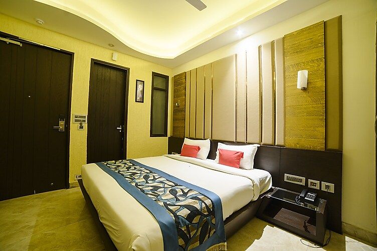 Executive Room