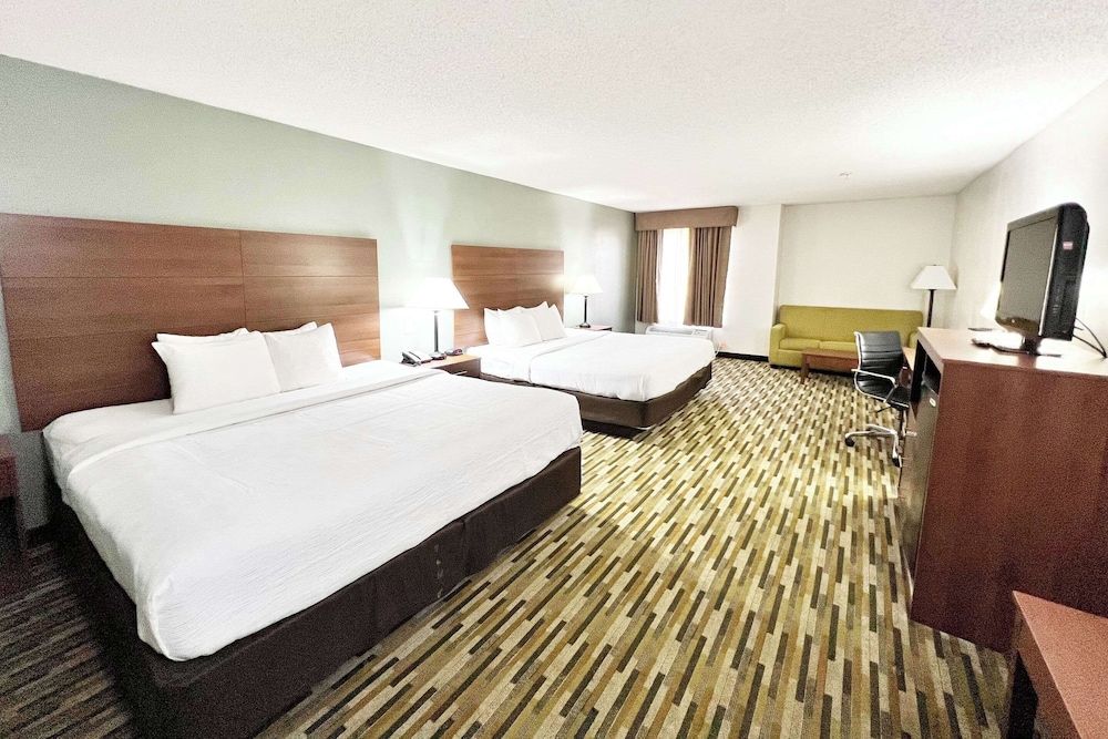 Suite, Multiple Beds, Non Smoking