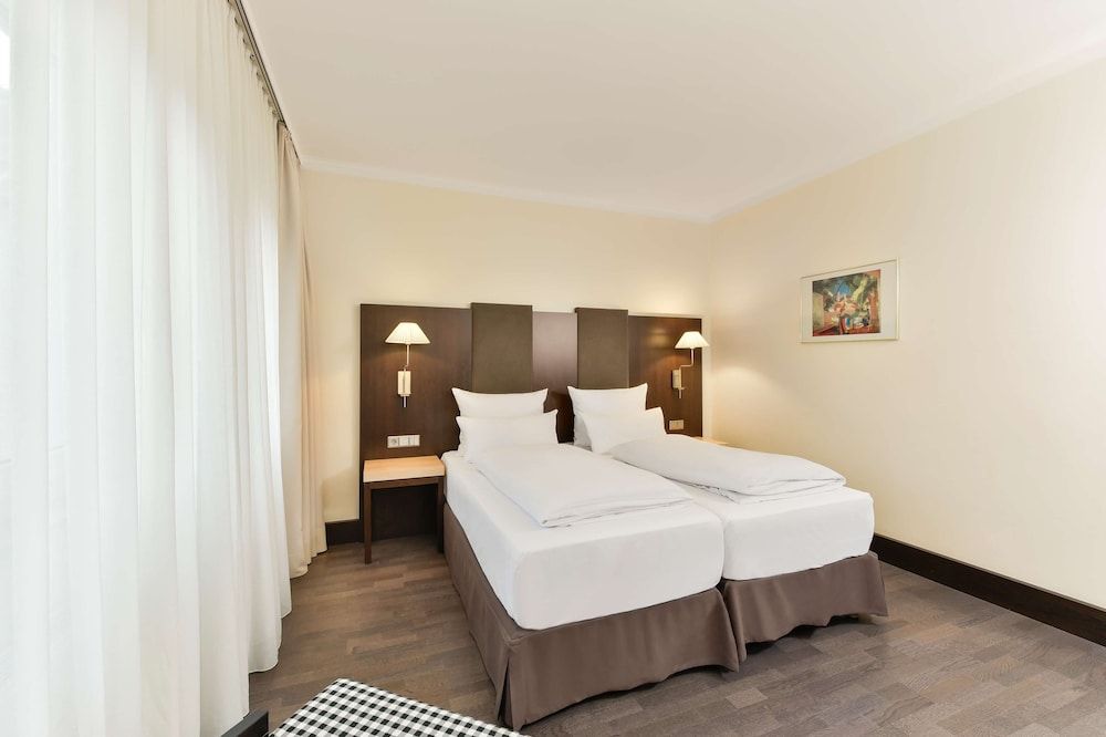 undefined NH Muenchen City Süd 8