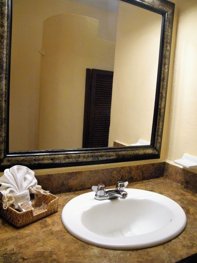 Hotel Lunasol Standard Double Room 16