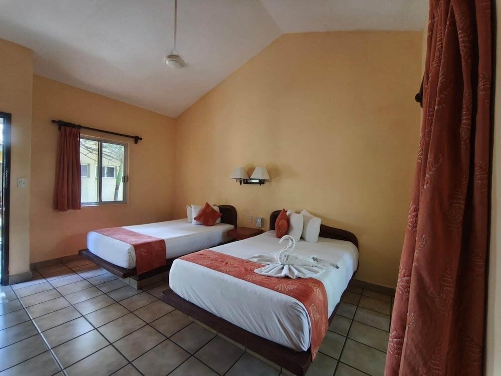 undefined Hotel Lunasol 6