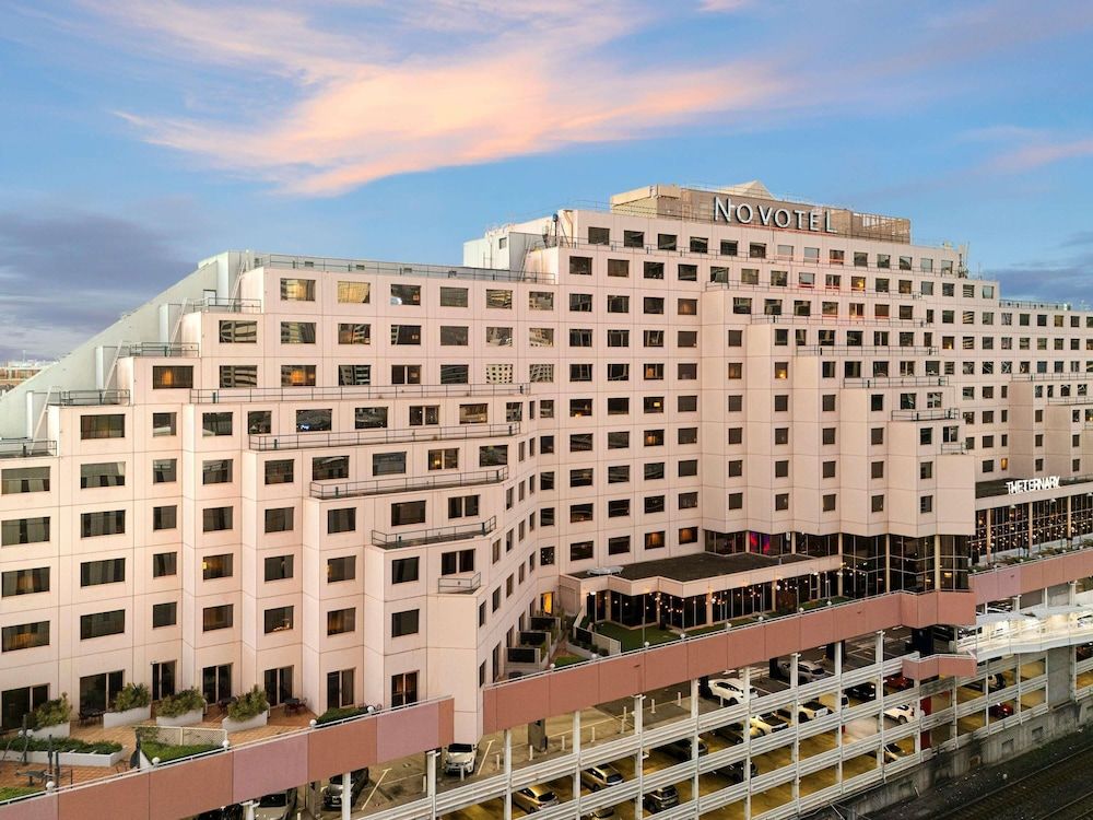 undefined Novotel Sydney on Darling Harbour 2