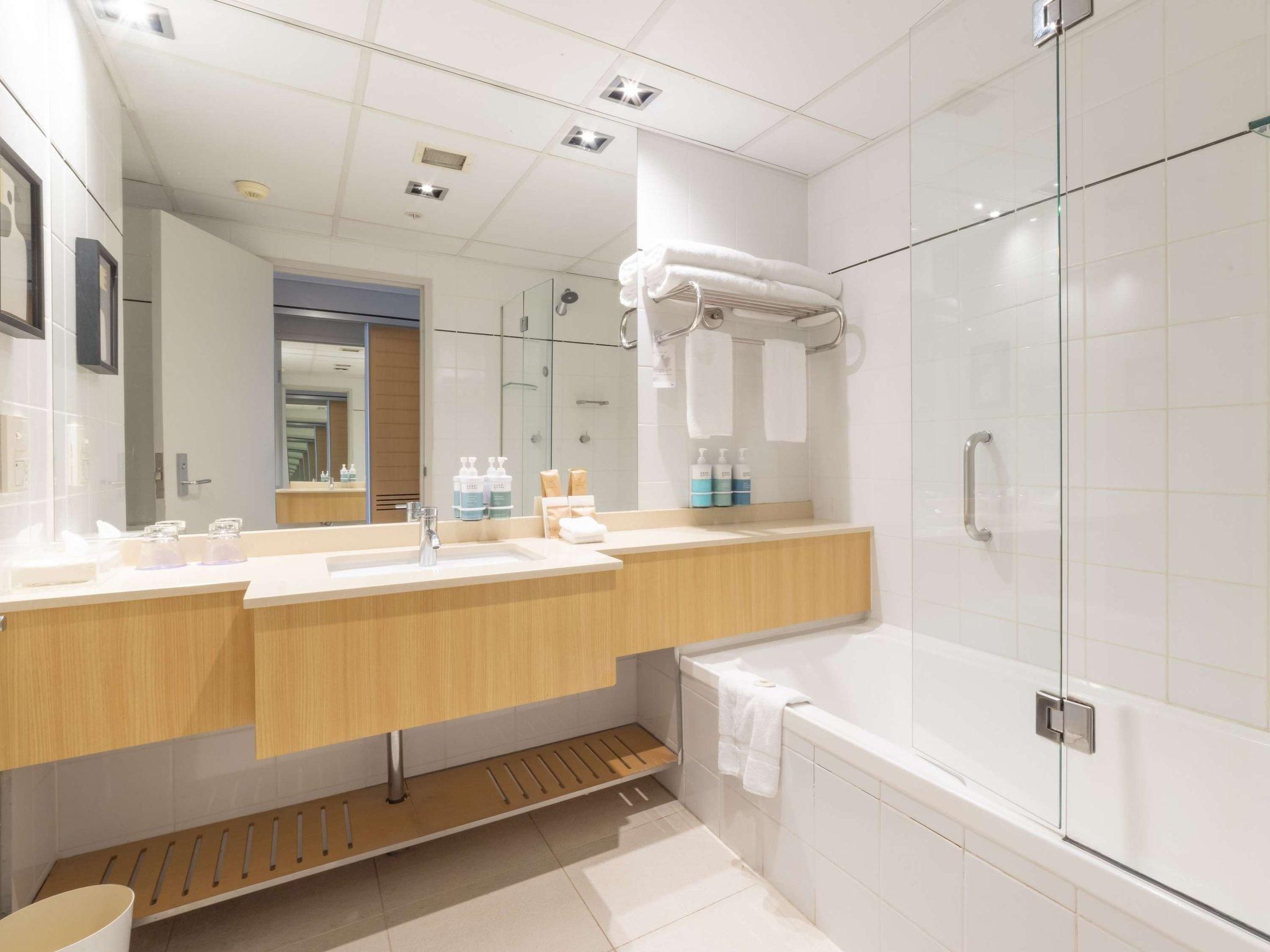 undefined Novotel Sydney on Darling Harbour 3