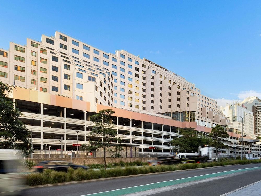 undefined Novotel Sydney on Darling Harbour 4