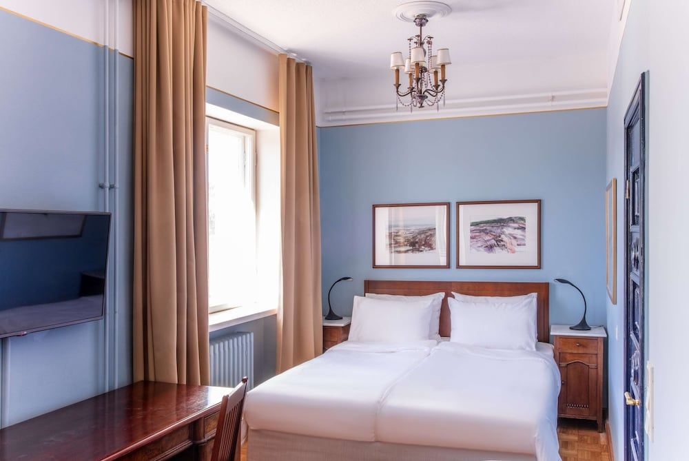 Room (Guest)
