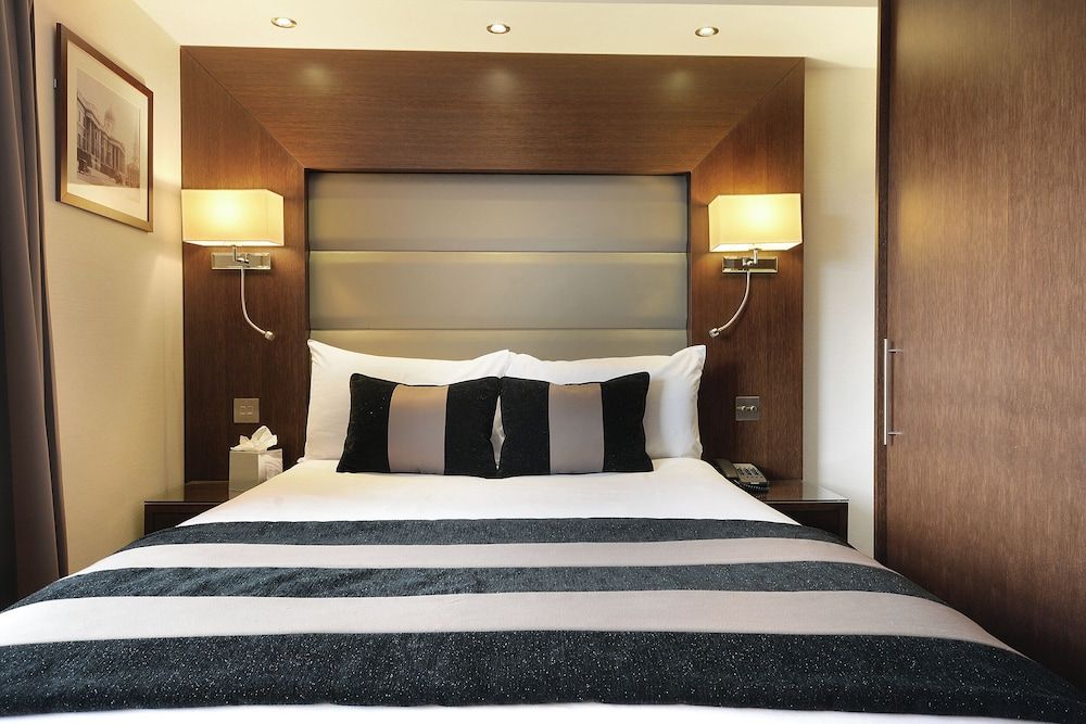 Park Grand London Kensington