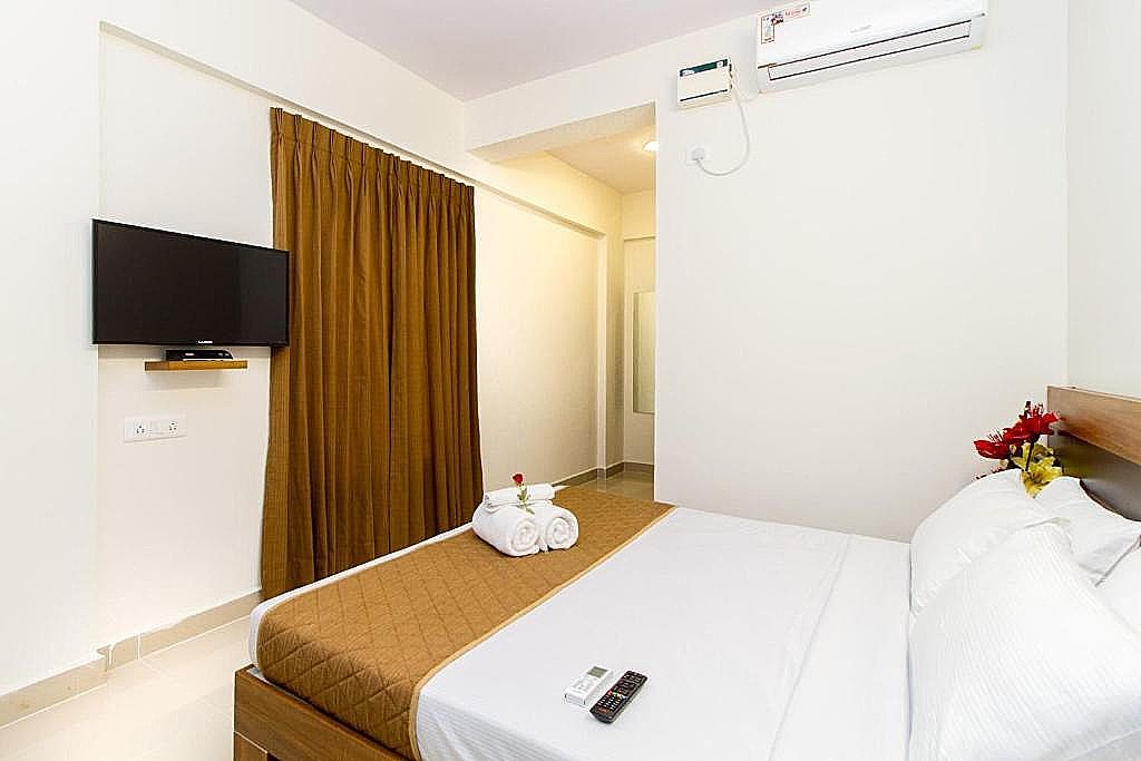 Sanctum Suites Whitefield Bangalore Deluxe Queen Room 15