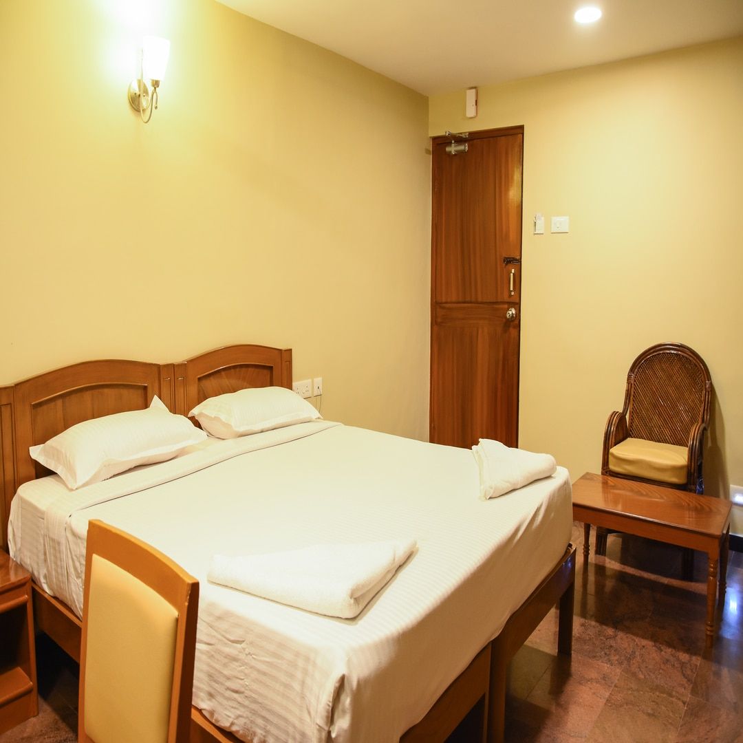 Poppys Tower Tiruppur Superior Double Room 2