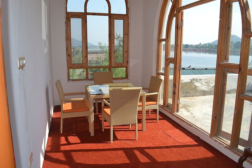 undefined  Nigeen Lake View Resort 2