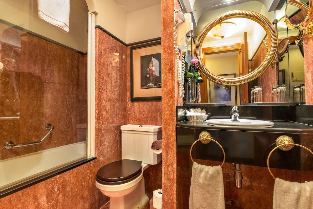 Hotel Avenue Louise Brussels - Trademark Collection by Wyndham Double Room 5