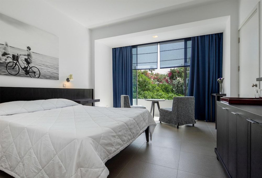 Almyra Inland View Room 2