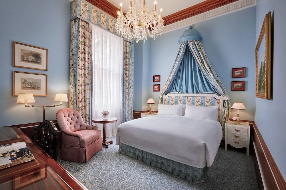 The Lanesborough, Oetker Collection Deluxe Room 2