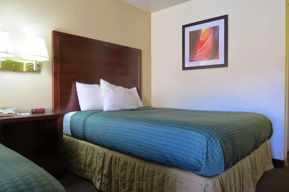 Room, 1 King Bed, Accessible, Non Smoking