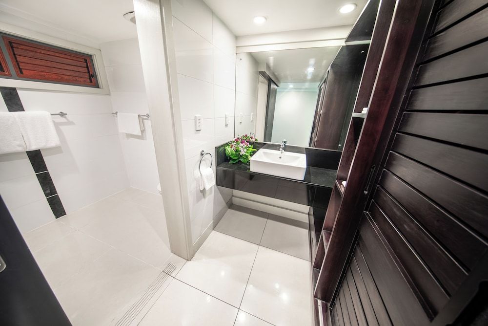 Tanoa Tusitala Hotel Deluxe Double Room, 2 Double Beds 3