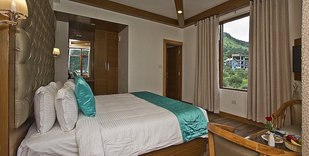 Kalista Resort - Your home in Mountains Deluxe Room - Mountain view with private balcony 3